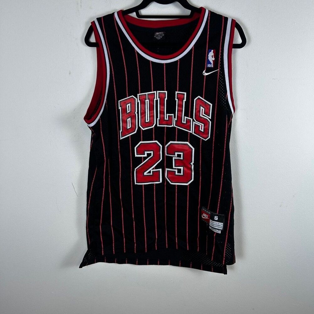 Vintage Nike Michael Jordan Chicago Bulls Pinstripe Jersey Mens Small Black 23